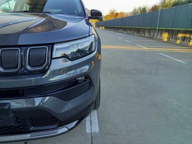 Jeep Compass 1.6l - grey
