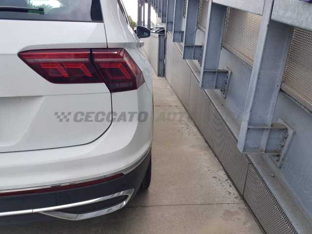 Volkswagen 1.5l - white