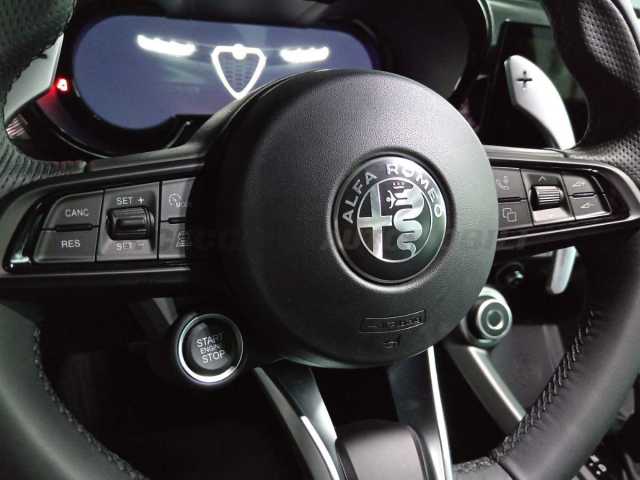 Alfa Romeo Tonale 1.3l - grey