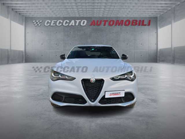 Alfa Romeo Stelvio 2.1l - white