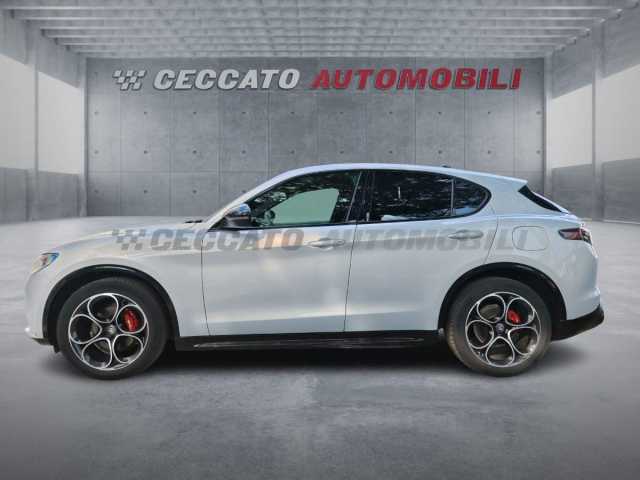 Alfa Romeo Stelvio 2.1l - white