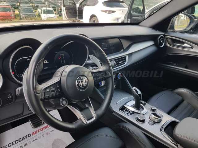 Alfa Romeo Stelvio 2.1l - white