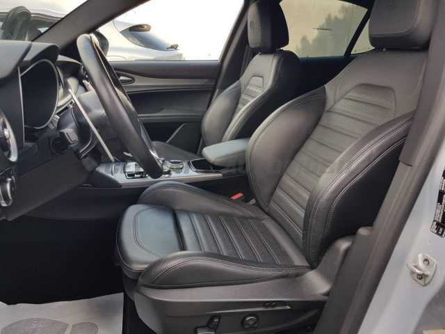 Alfa Romeo Stelvio 2.1l - white
