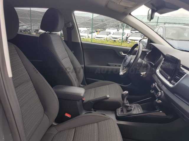 Kia Stonic 1.0l - grey