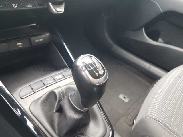 Kia Stonic 1.0l - grey