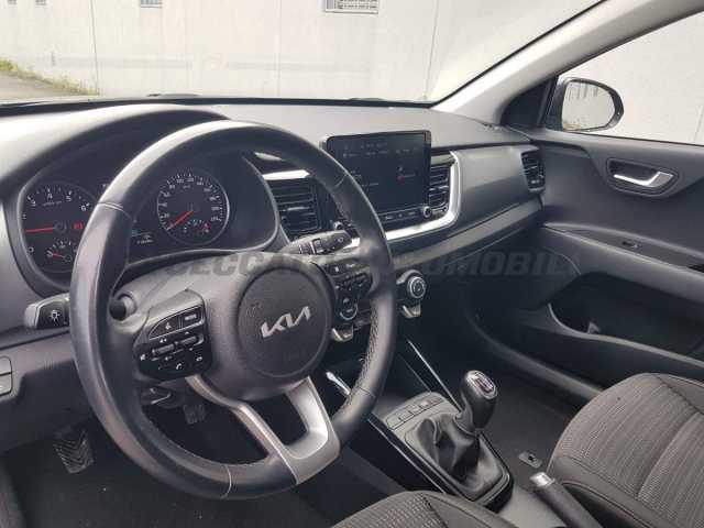 Kia Stonic 1.0l - grey