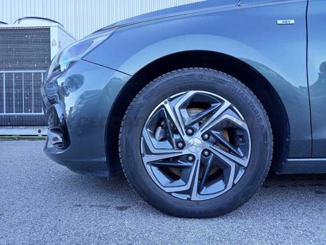 Hyundai i30 1.0l - grey