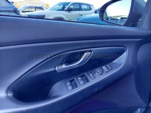 Hyundai i30 1.0l - grey