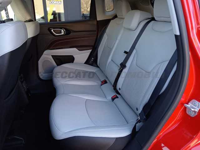 Jeep Compass 1.3l - red