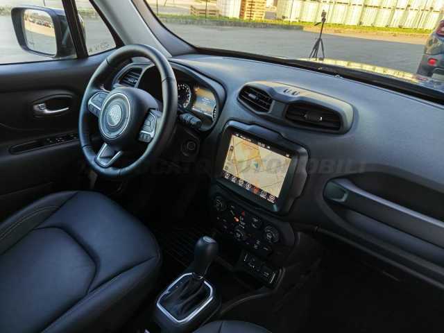 Jeep Renegade 1.5l - grey