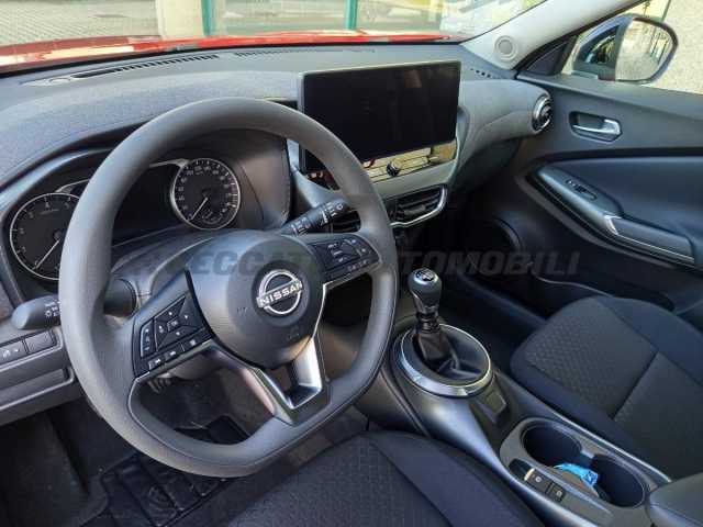 Nissan Nuovo Juke 1.0l - red