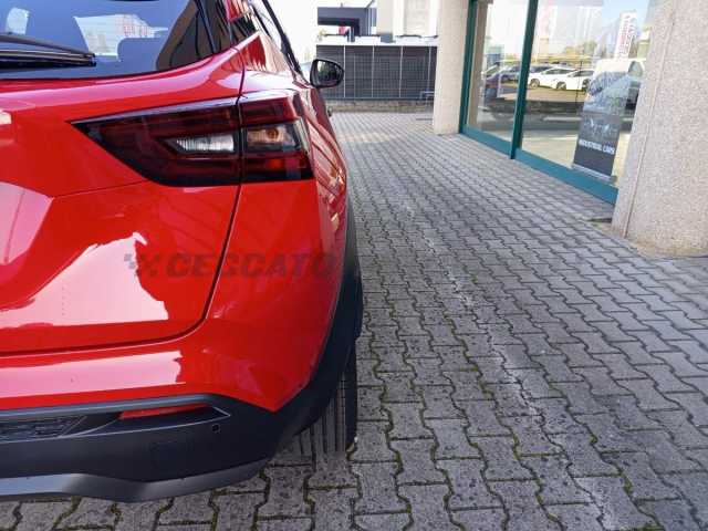 Nissan Nuovo Juke 1.0l - red