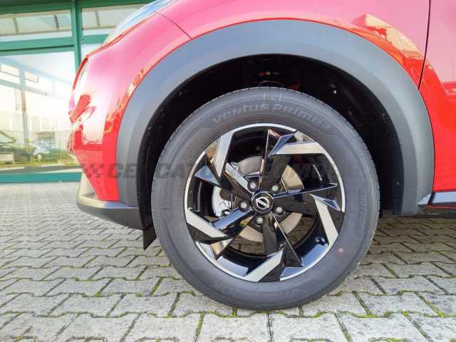 Nissan Nuovo Juke 1.0l - red