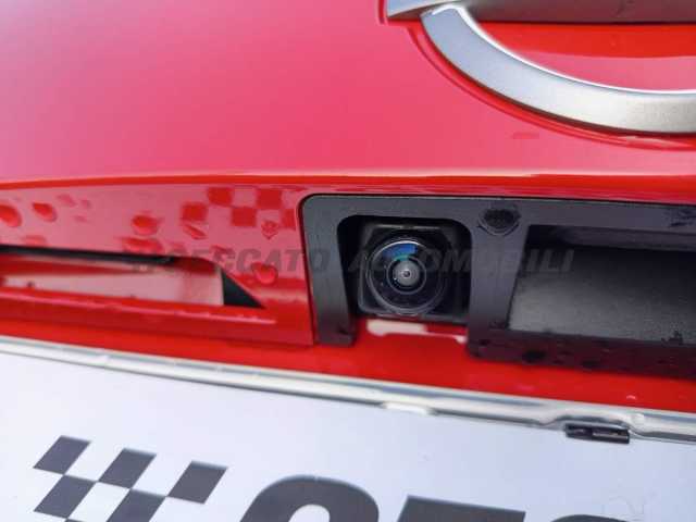 Nissan Nuovo Juke 1.0l - red