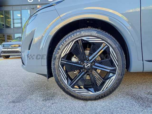 Nissan Qashqai 1.3l - grey