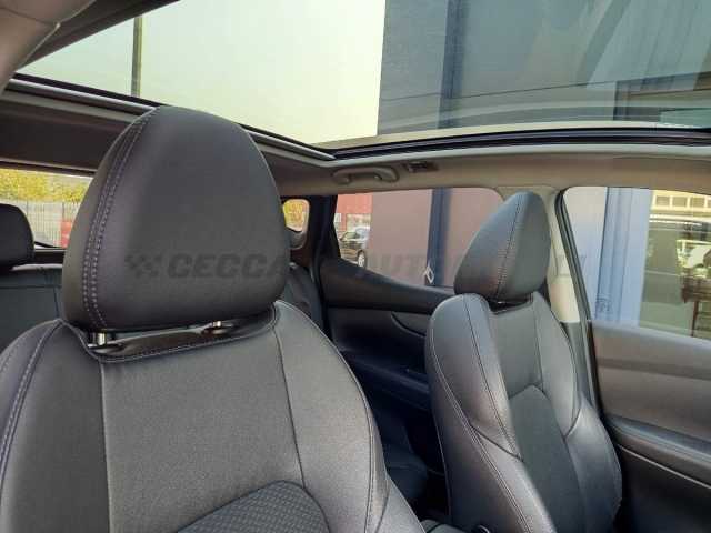 Nissan Qashqai 1.5l - black