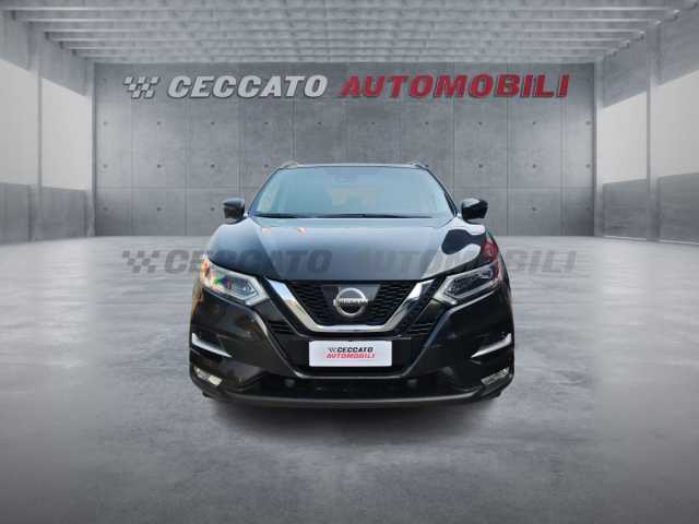 Nissan Qashqai 1.5l - black