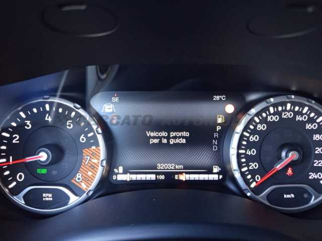 Jeep Renegade 1.5l - grey