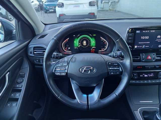 Hyundai i30 1.0l - blue
