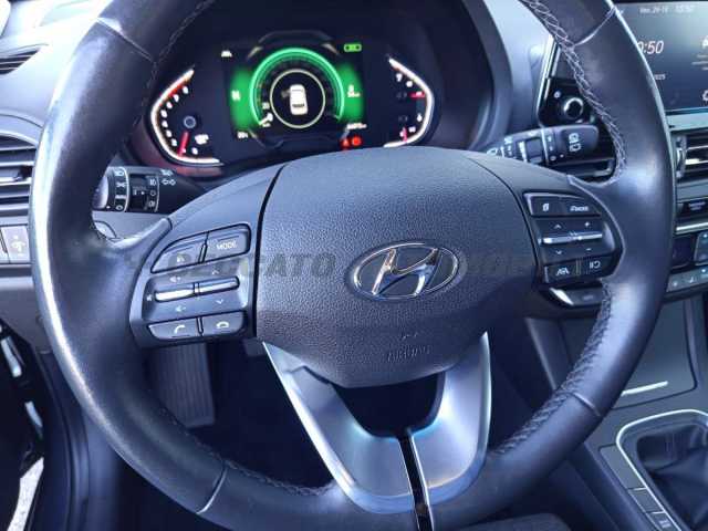 Hyundai i30 1.0l - blue