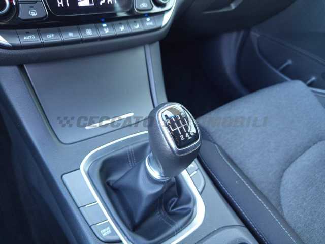 Hyundai i30 1.0l - blue