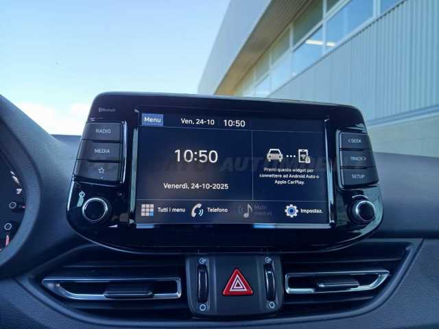 Hyundai i30 1.0l - blue