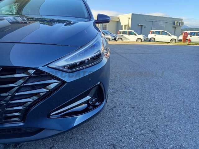 Hyundai i30 1.0l - blue