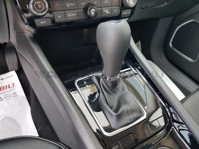 Jeep Compass 1.5l - white