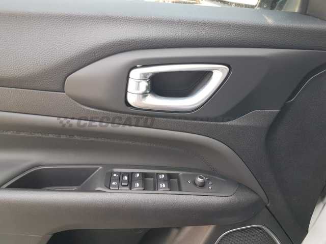 Jeep Compass 1.5l - white