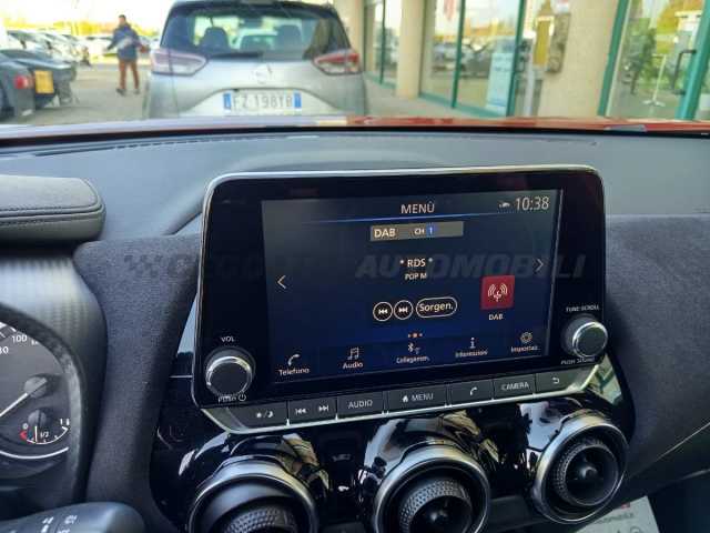 Nissan Juke 1.0l - red