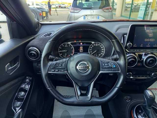 Nissan Juke 1.0l - red