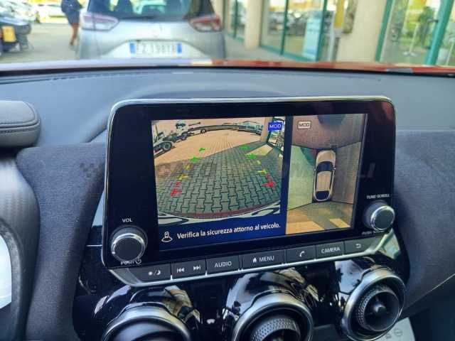 Nissan Juke 1.0l - red