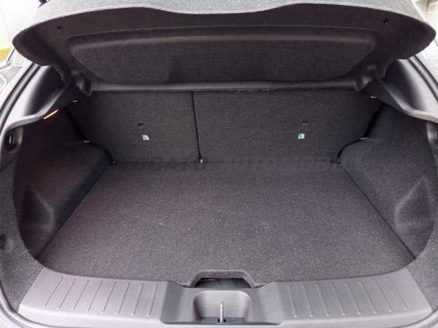 Nissan Nuovo Juke 1.0l - grey