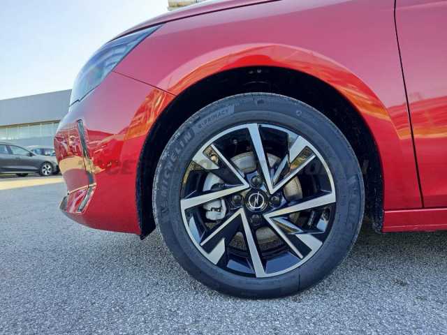 Opel Corsa 1.2l - red