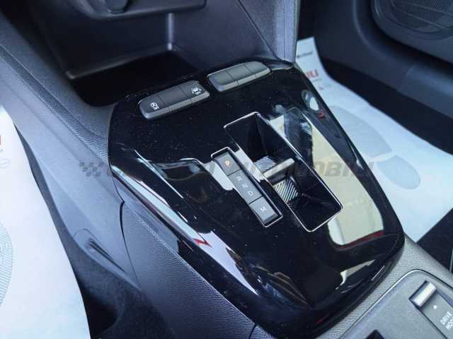 Opel Corsa 1.2l - red