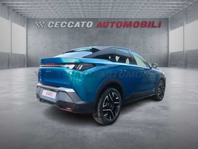 Peugeot 3008 1.2l - blue