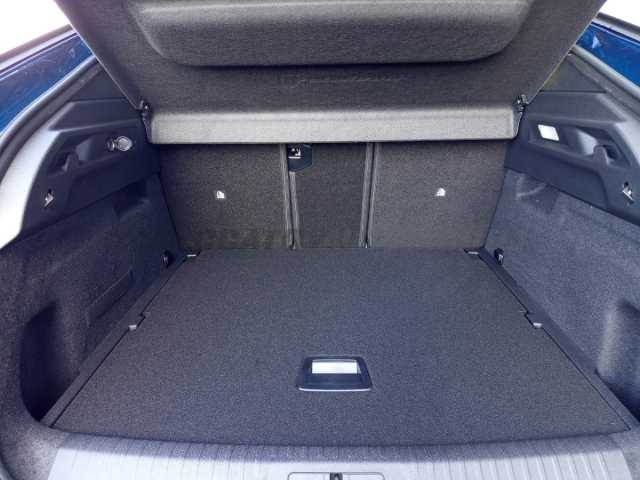 Peugeot 3008 1.2l - blue