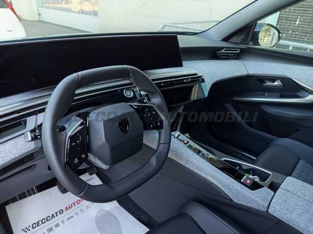 Peugeot 3008 1.2l - blue