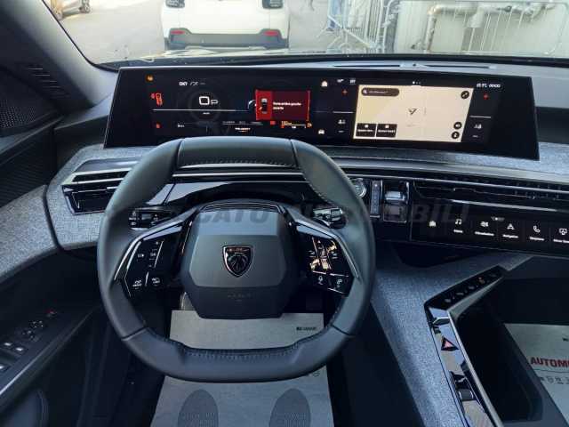 Peugeot 3008 1.2l - black