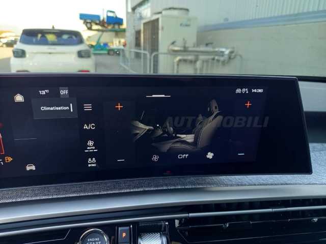 Peugeot 3008 1.2l - black