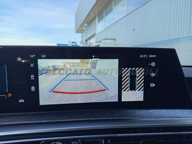 Peugeot 3008 1.2l - black