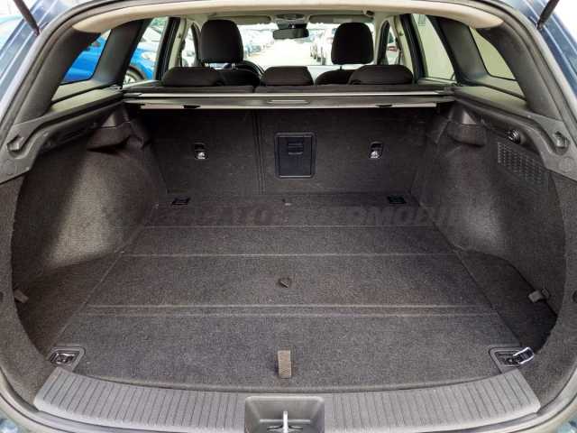 Hyundai i30 1.0l - blue