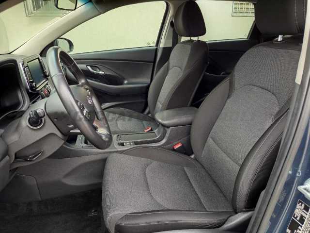 Hyundai i30 1.0l - blue