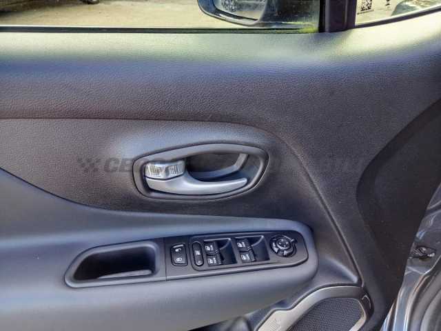 Jeep Renegade 1.5l - grey