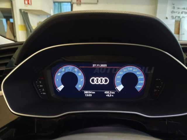 Audi Q3 1.5l - white
