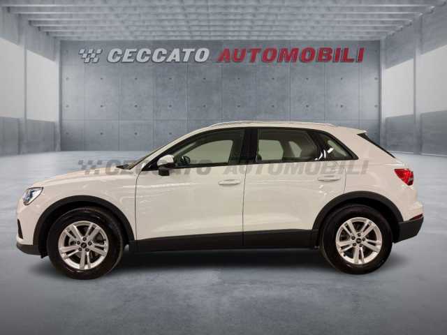 Audi Q3 1.5l - white