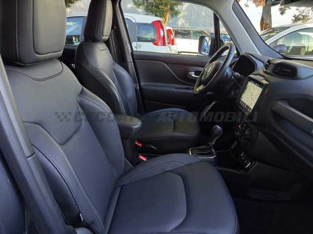 Jeep Renegade 1.5l - grey