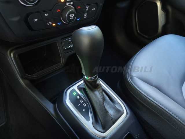 Jeep Renegade 1.5l - grey