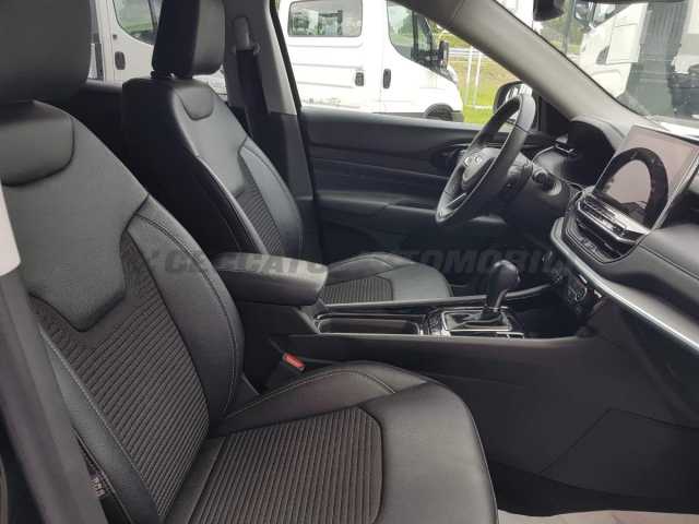 Jeep Compass 1.3l - black