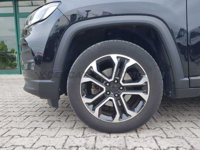 Jeep Compass 1.3l - black